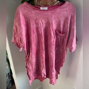 Zenana Acid Wash Tshirt. Dark pink